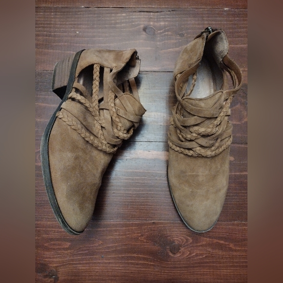 CASLON Genuine Leather Upper Braided Straps Boho Chic Suede Booties - Picture 3 of 9